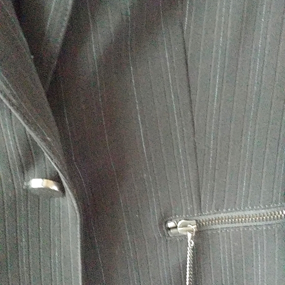 Franco Mirabelli Ladies Blazer Made In 🇨🇦 - Picture 11 of 16